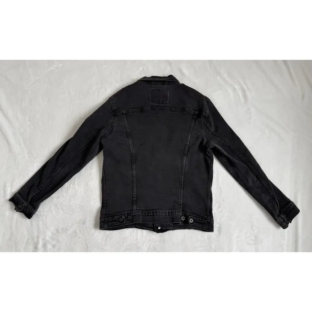 Levi's Black Denim Trucker Jacket - Picture 12 of 12